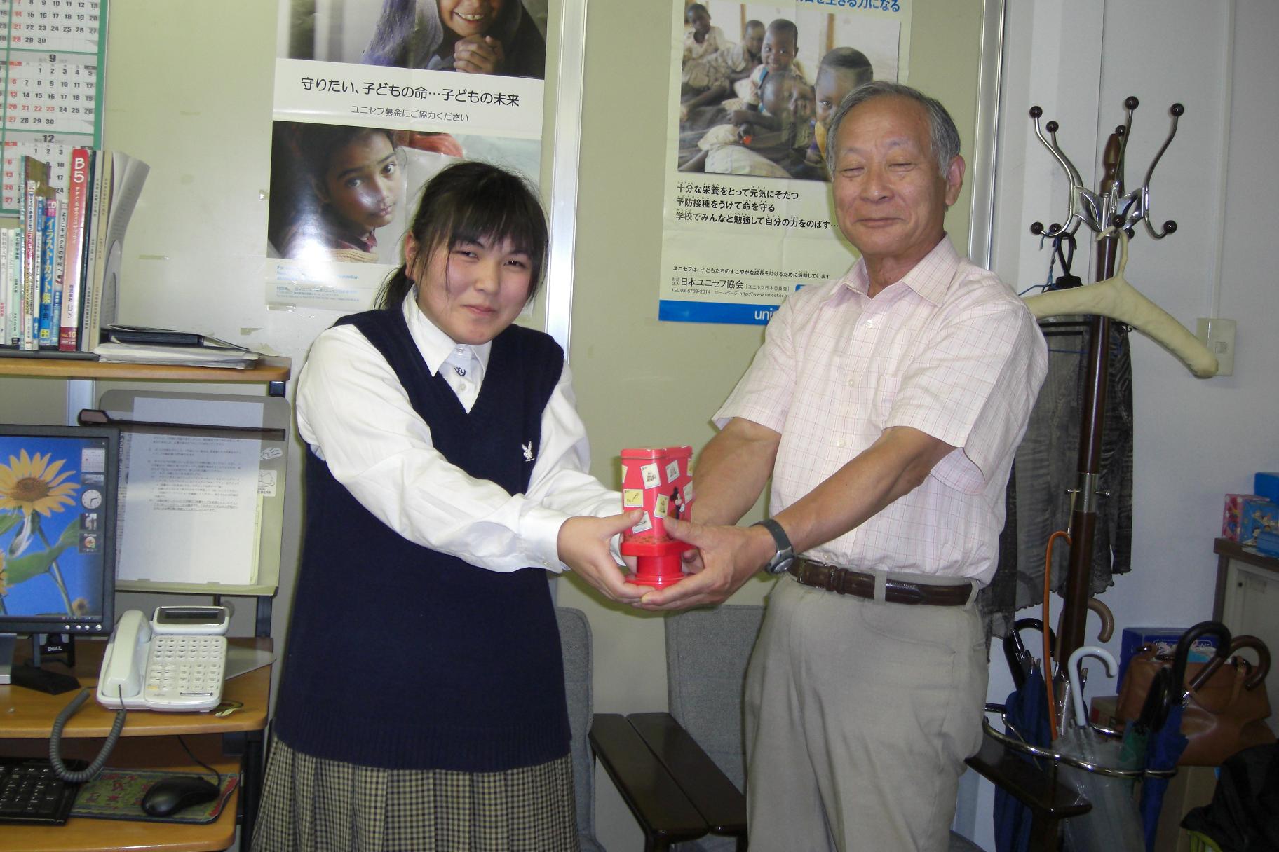 http://www.unicef-hokkaido.jp/20090803yoichi_koukou.jpg