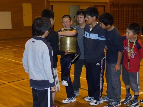 20081002hassamuninamisyougakkou1.jpg