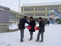 20101221teinehigasityuugakkou3.jpg