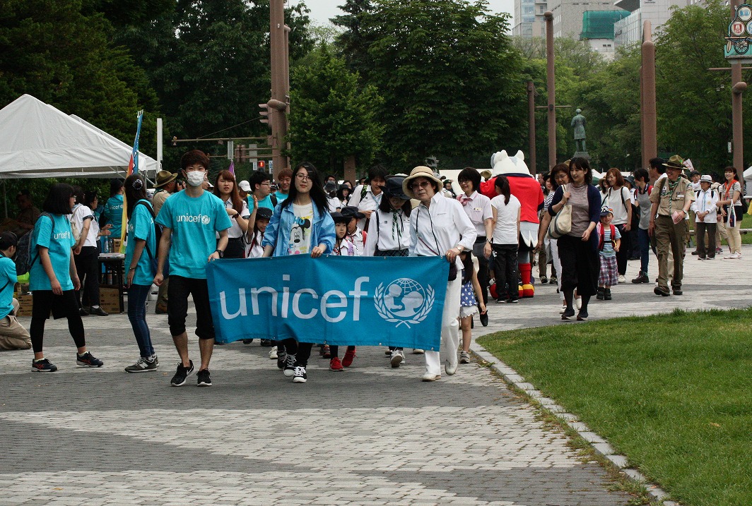 http://www.unicef-hokkaido.jp/img/%EF%BC%91%E6%95%A3%E7%AD%96.jpg