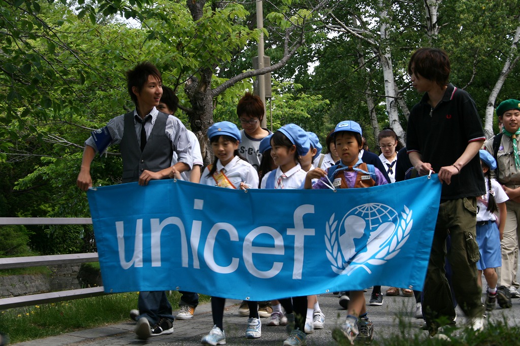 http://www.unicef-hokkaido.jp/img/2008lovewalk2.jpg