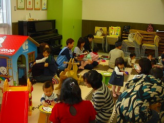 http://www.unicef-hokkaido.jp/img/20101104nisimiyanosawaten6.jpg