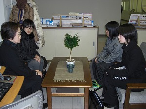 http://www.unicef-hokkaido.jp/img/20101217hokkaidouiryoudaigaku1.jpg