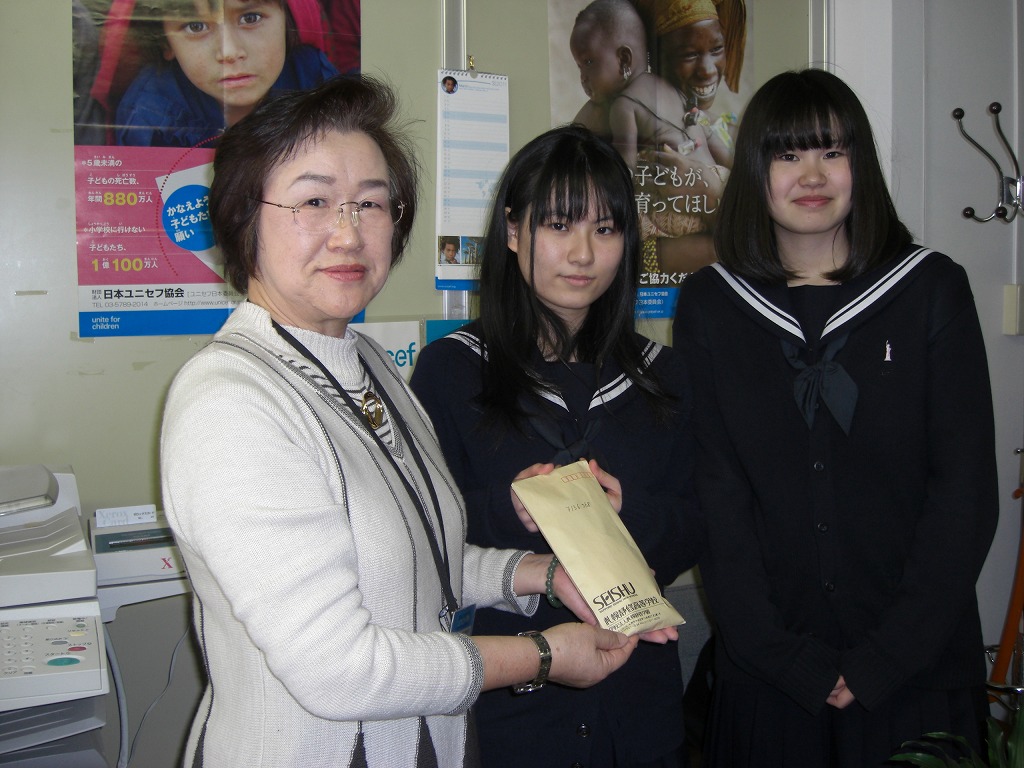 http://www.unicef-hokkaido.jp/img/CIMG0826.jpg