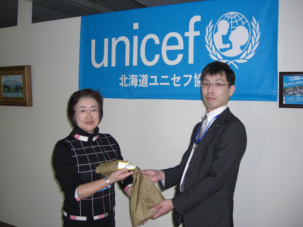 http://www.unicef-hokkaido.jp/img/CIMG0844.jpg