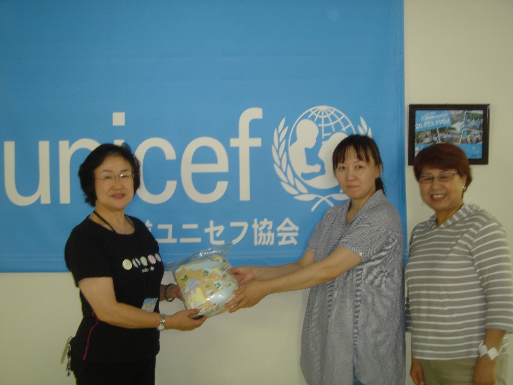 http://www.unicef-hokkaido.jp/img/DSC01277.jpg