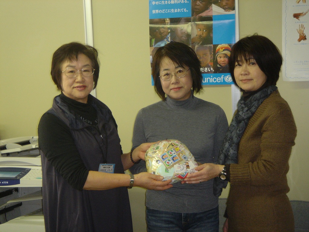 http://www.unicef-hokkaido.jp/img/DSC02636.jpg