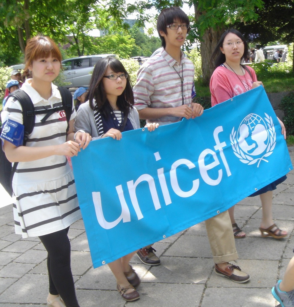 http://www.unicef-hokkaido.jp/img/DSC03712.jpg