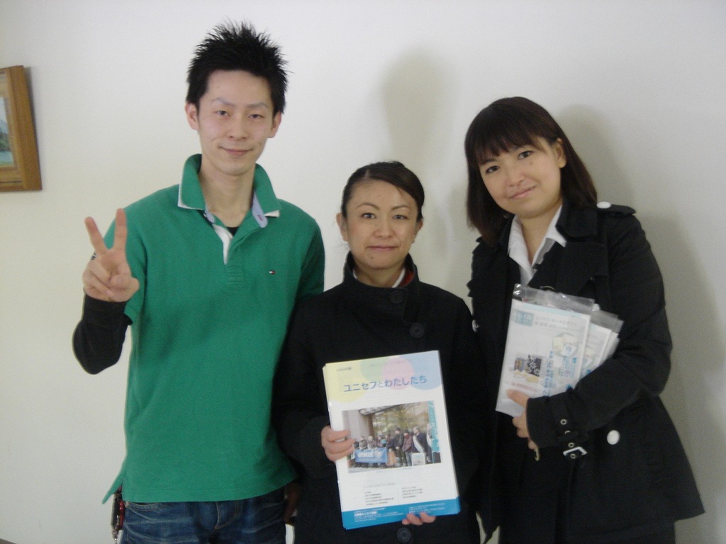 http://www.unicef-hokkaido.jp/img/DSC05404.jpg