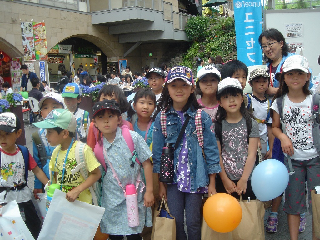 http://www.unicef-hokkaido.jp/img/DSC09468.jpg