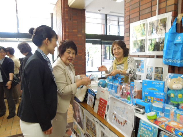 http://www.unicef-hokkaido.jp/img/DSCN0948.jpg