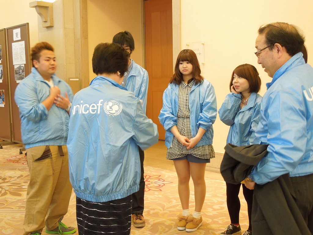 http://www.unicef-hokkaido.jp/img/DSCN1933.jpg