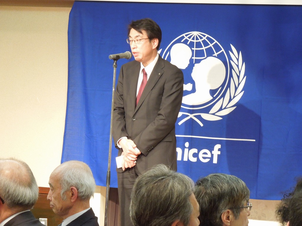 http://www.unicef-hokkaido.jp/img/DSCN2004.jpg