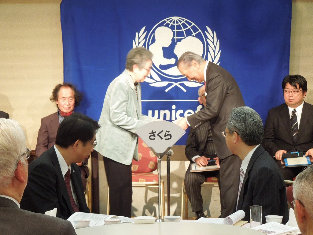 http://www.unicef-hokkaido.jp/img/DSCN2040.jpg