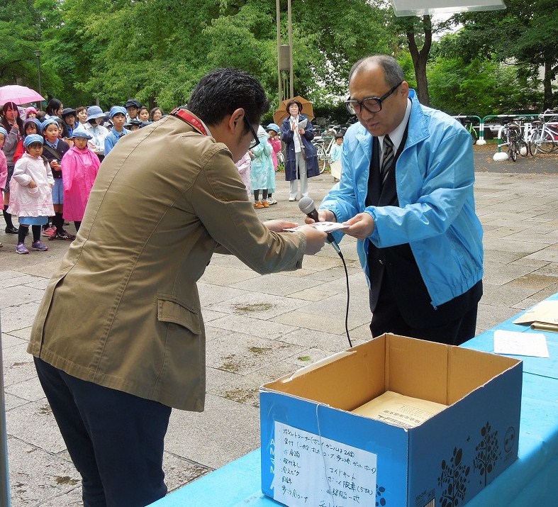 http://www.unicef-hokkaido.jp/img/DSCN4102.jpg