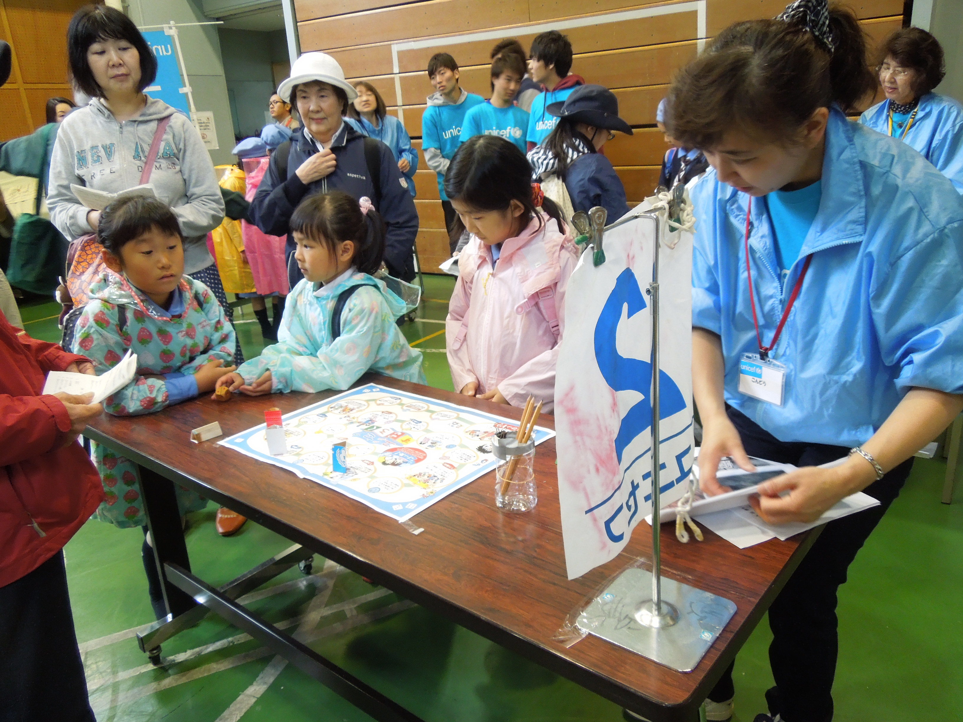 http://www.unicef-hokkaido.jp/img/DSCN4139.JPG