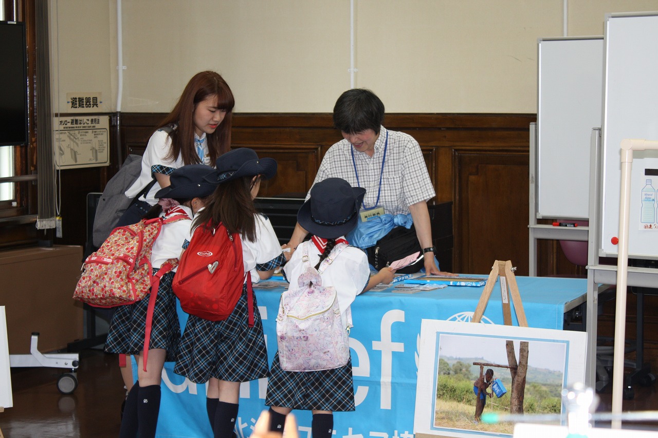 http://www.unicef-hokkaido.jp/img/IMG_3131.jpg