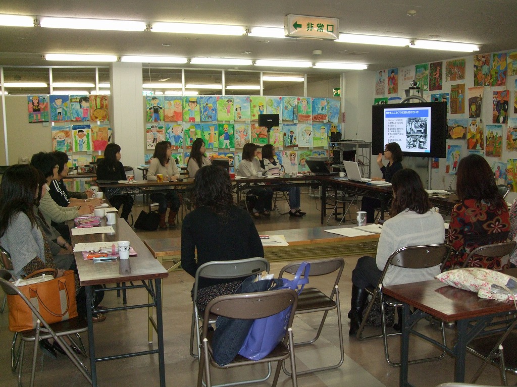 http://www.unicef-hokkaido.jp/img/nishiiinnkai%20%282%29.jpg