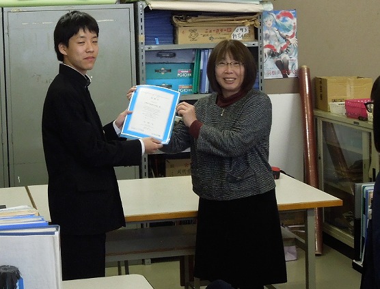 http://www.unicef-hokkaido.jp/img/sinnkotoni%202.jpg